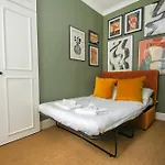Waterloo Apartment - By Brighton Holiday Lets