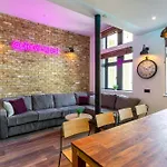 Pierview Pad - Central Luxury Apartment On The Beach