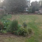 3 Garden One Bed Flat - Great Location - Free Onsite Parking - Private - Comfortable