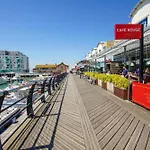 Orion Marina Sea View - Parking - By Brighton Holiday Lets