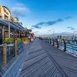 On The Water 4 With Free Parking By My Getaways