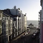 Aquarium Guest House
