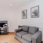 Super Central 2 Bedroom Flat I Next To Brighton Station