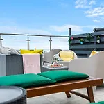 Airhost\'S Brighton\'S Best Green Diamond Escape With Sea Views
