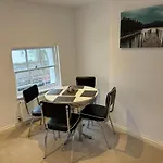 Russell Square Apartment 4 City
