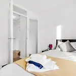 Luxury 3 Bedroom Home In Brighton