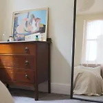 Stylish Mansion Apartment - Seaviews - Hove Free Parking
