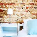 Lovely Townhouse In Central Brighton Sleeps 6-18