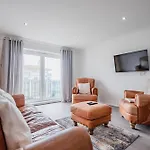 Guest Homes - Araminta Apartment