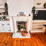 Great Entire 2 Bedroom - Central Brighton