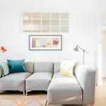 Brighton Beach Apartment Parking Free On-Site Ev