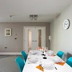 Airhost\'S Brighton\'S Best Green Diamond Escape With Sea Views