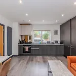 Central Hove 3 Bedroom Flat Bn340Awil