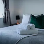Chesterfield Apartment, City Central