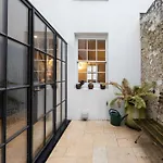 Host & Stay - The September Cottage