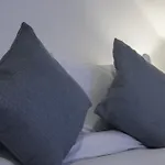 Upper Rock Brighton - Guest House