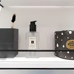 Host & Stay - Islingword Studio