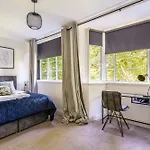 1 Bedroom Apartment By Humming Nest Short Lets & Serviced Accommodation Brighton With Free Wifi