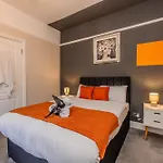 Central Brighton 2Bedroom 1 Bathroom Flat Next To Brighton Beach