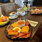 Queens Hotel & Spa