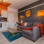 Roomy 2-Bedroom For A Peaceful Stay