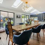 Vallance House