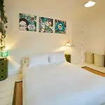 Host & Stay - Kemp Street