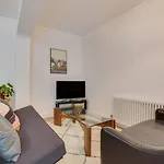 Central Brighton Flat, 3 Bedrooms, Sleeps 6, Close To Shops And Beach