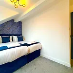 7 Bed House Brighton
