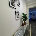 By The Beach Central Flat Accommodating 5 Guests