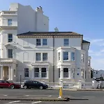 Host & Stay - St Aubyns Coastal Retreat