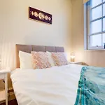 Brighton Stay For 4 By The Pier - Flat 4