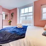 Brighton Stay For 4 By The Pier - Flat 3