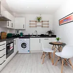 Guestready - Paradise Break In Brighton