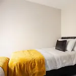 Studio Flat By Brookland Stays Serviced Accommodation Short Lets Brighton & Hove With Free Wifi