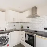 Studio Flat By Brookland Stays Serviced Accommodation Short Lets Brighton & Hove With Free Wifi
