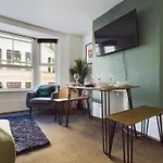 Two Bedroom By Brookland Stays Serviced Accommodation Short Lets Brighton & Hove With Free Wifi