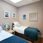 Lansdowne House Hove
