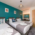 Boho Chic - Large House In The Heart Of Brighton!