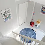 Mucky Duck House - Central- By Brighton Holiday Lets