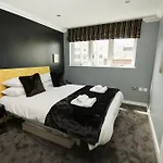 Avalon Balcony Apartment