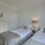 Ivy House Apartment
