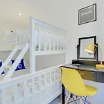 Brighton Getaways - Brighton\'S Big House