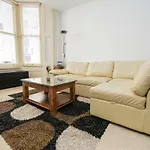 No 5 - Central - By Brighton Holiday Lets