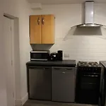 The Brighton Apartment Close To Beach