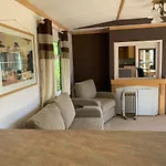 Private Countryside Holiday Cabin 10 Mins From Brighton