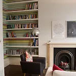 Central Brighton Apartment