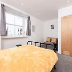 Castle Street - Central Brighton Townhouse, Up To 8 Guests