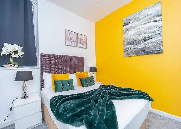 One Bedroom Flat I Walking Distance To Brighton Station
