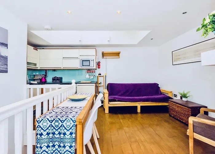 Mews House